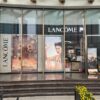 High-end Cosmetic Window Display - Image 5